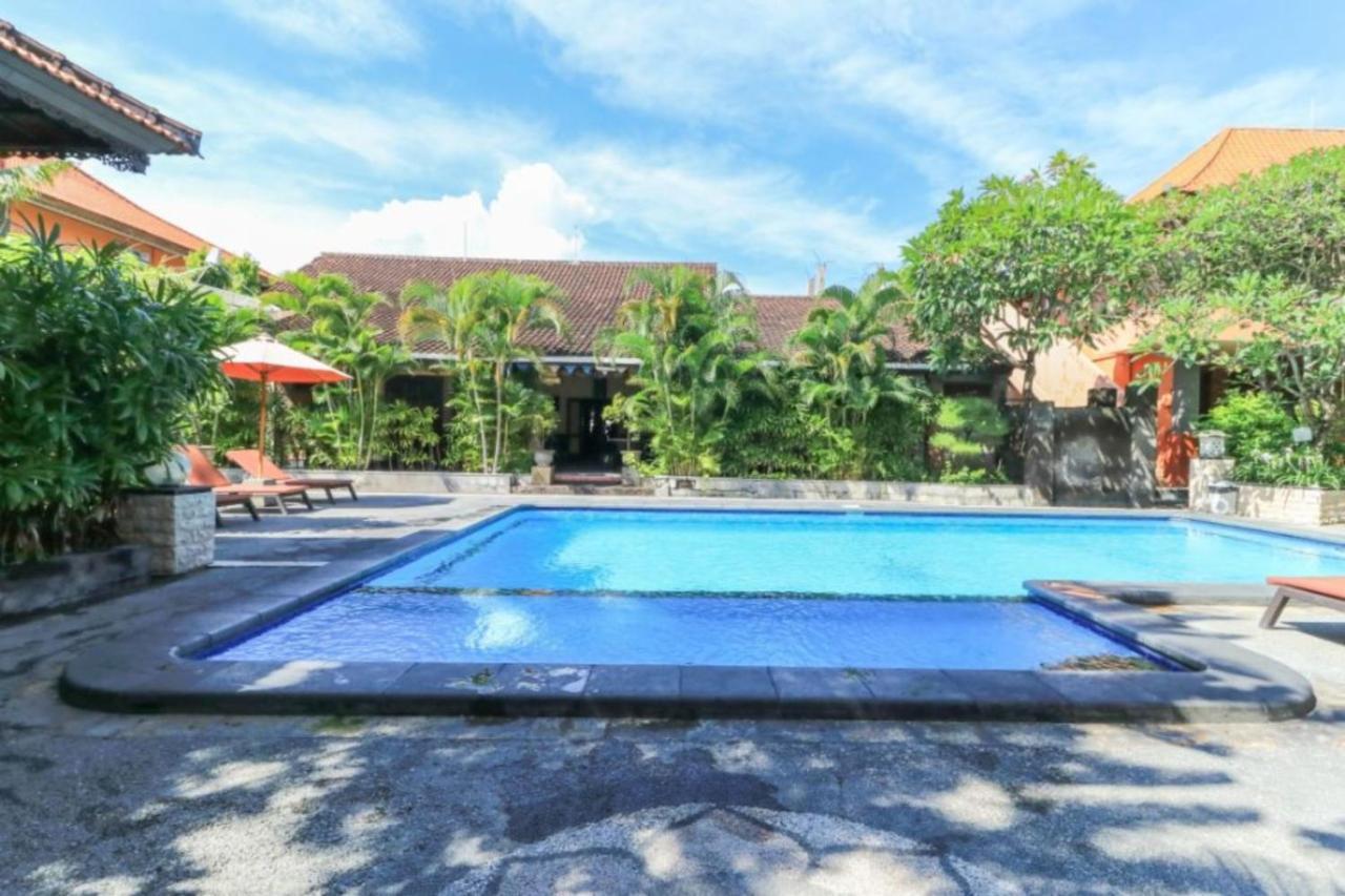 Kedin'S Inn Denpasar Zewnętrze zdjęcie