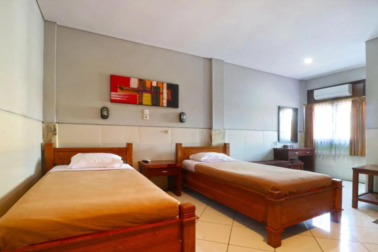 Kedin'S Inn Denpasar Zewnętrze zdjęcie