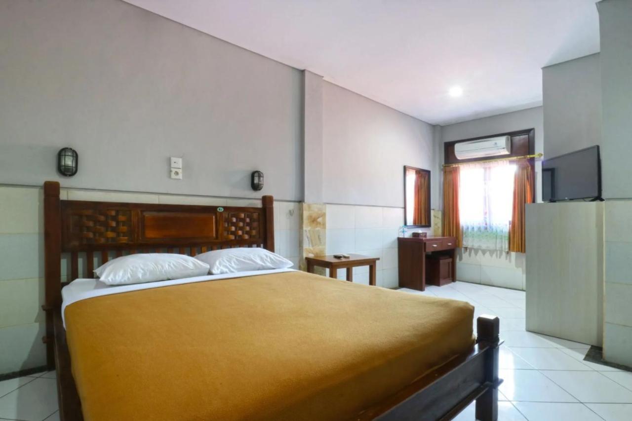 Kedin'S Inn Denpasar Zewnętrze zdjęcie