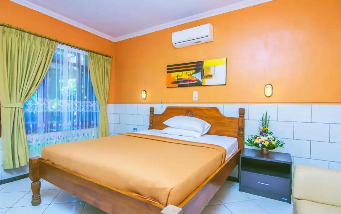 Kedin'S Inn Denpasar Zewnętrze zdjęcie